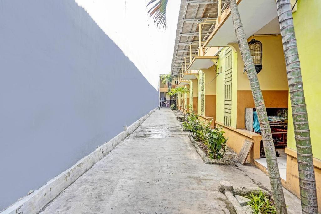 Hotel Oyo 3285 Wonoayu Syariah