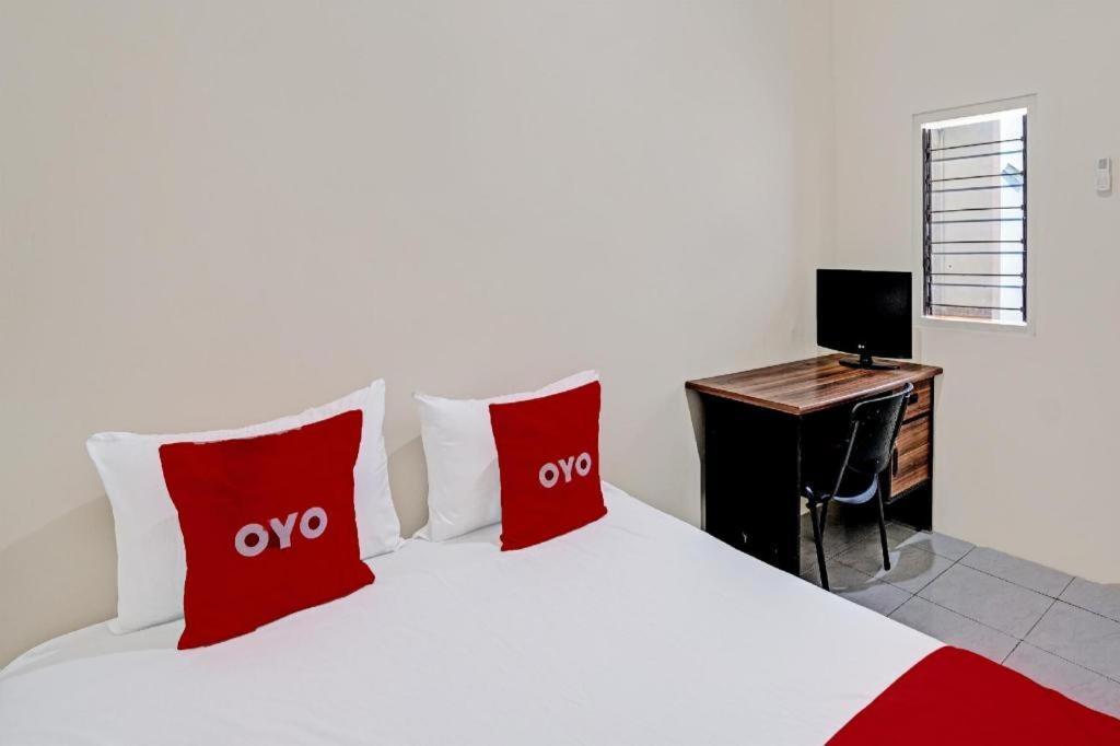Hotel Oyo 3285 Wonoayu Syariah