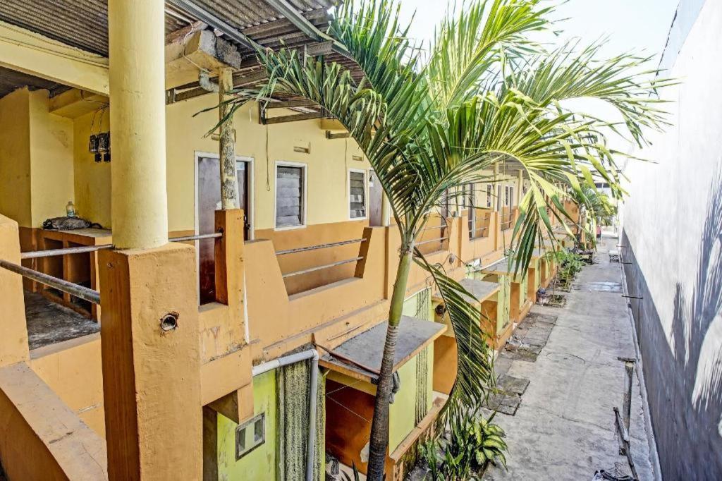 Hotel Oyo 3285 Wonoayu Syariah