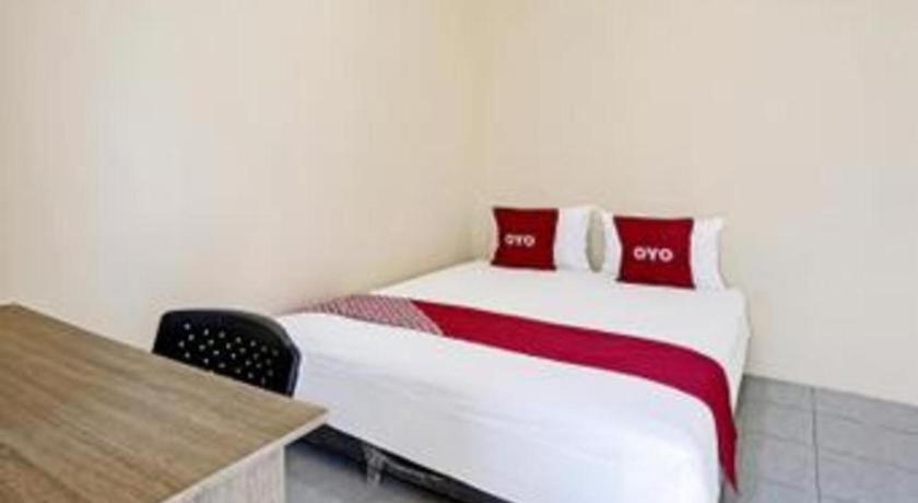 Oyo 3285 Wonoayu Syariah Hotel